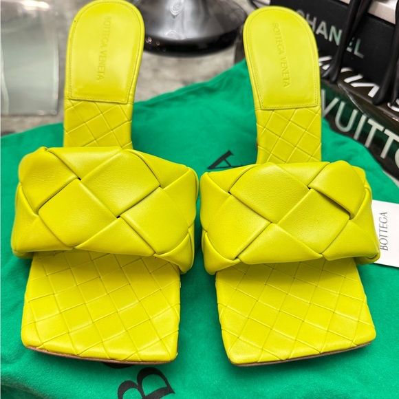 Bottega Veneta Intrecciato Lido 90mm ( lemon green)